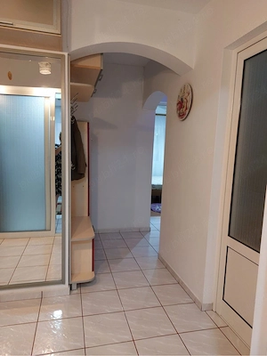 Inchiriez apartament cu o camera, Zona capat la 1 - imagine 2