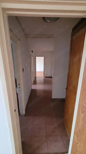 INCHIRIEZ APARTAMENT 2 CAMERE ,NEMOBILAT,I ZONA BRAZDA LUI NOVAC - imagine 7