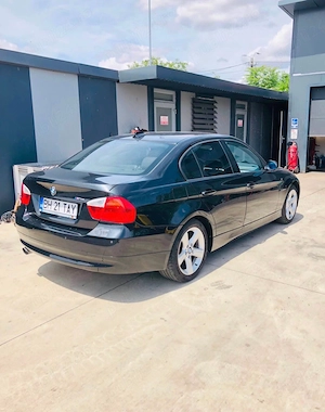 BMW E90 benzinar  - imagine 2
