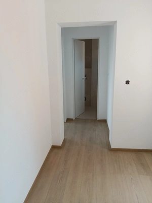 Apartament 4 camere central  - imagine 3