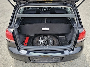 VW Golf 6 1.4TSI Navigatie SenzoriParcare Clima ÎncălzireScaune Alcantara DistribuțieSchimbata  - imagine 8