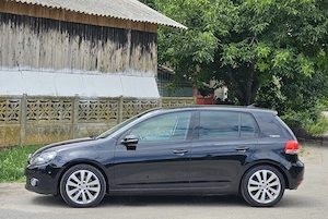 VW Golf 6 1.4TSI TEAM Navigatie Parkassist Clima ÎncălzireScaune PilotAuto Bluethoot Euro5  - imagine 6
