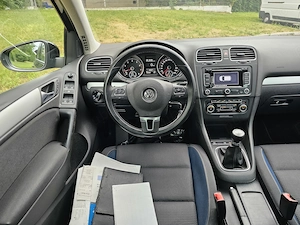 VW Golf 6 1.4TSI TEAM Navigatie Parkassist Clima ÎncălzireScaune PilotAuto Bluethoot Euro5  - imagine 15