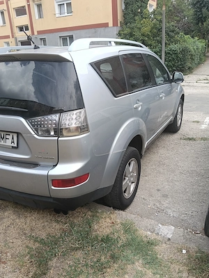 Mitsubishi 2litri.an 2008 - imagine 3