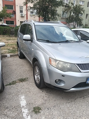 Mitsubishi 2litri.an 2008 - imagine 7