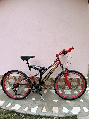 Bicicleta copii cu dimensiunea rotilor de 26".