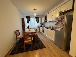 Inchiriez apartament 3 camere - imagine 5