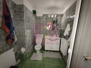 Apartament spațios de 4 camere bl 1982 Berceni etajul 8 bloc anvelopat - imagine 13