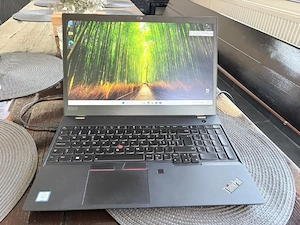 Vand laptop Lenovo Thinkpad T590