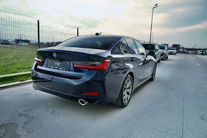 BMW Seria 3 320d xDrive MHEV  - imagine 8