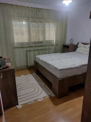 Vând apartament 3 camere  - imagine 5