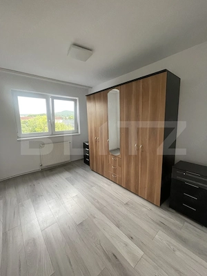 Apartament 3 camere, decomandat, etaj 2 zona lama - imagine 7