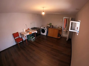Casă de vânzare în Slobozia, Giurgiu | 1.143 mp teren  5 camere  Curte generoasa - imagine 10