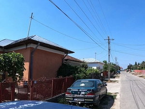 Casă de vânzare în Slobozia, Giurgiu | 1.143 mp teren  5 camere  Curte generoasa - imagine 3