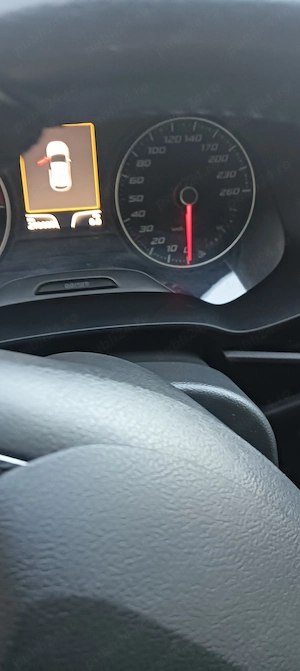 Seat Leon 1.6 diesel mașina an sare de funcționare km 27900 se poate modifica cu mașina se circula ț - imagine 5