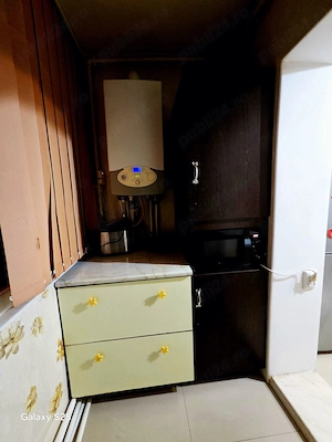Vand apartament 2 camere - imagine 3