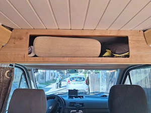 Ford Transit Connect L2H2 Micro-Camper (2008)   Proiect DIY Complet   Fără Rugină! - imagine 9