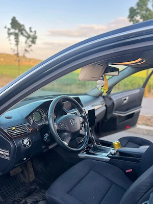 vand mercedes E Clas - imagine 1