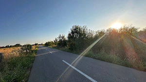 Vânzare teren Dâmbovița   6700 mp intravilan, deschidere 33 m, la 900 m de Autostrada A1 - imagine 2