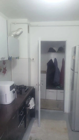 Apartament 3 camere.mobilat de vanzare - imagine 3