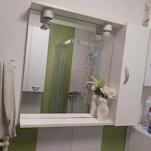 Vand mobilier baie