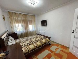Apartament de închiriat 2 camere Podul Ros ( direct proprietar) - imagine 4