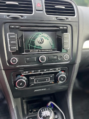 VW Golf 6 Impecabil 1.4 Benzină  - imagine 10