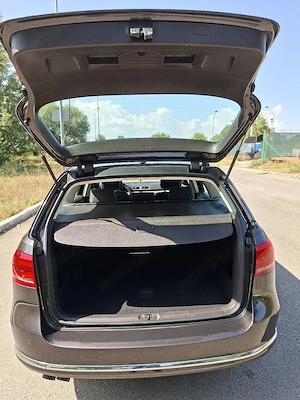 Volkswagen Passat B7 foarte bine intretinut 2.0 TDI - Comfortline - 270.000 km - Revizie recentă - imagine 7