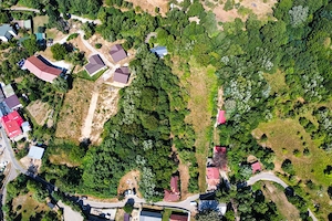 Teren 4.173 mp, front 60 m – Văliug, aproape de Lacul Gozna - imagine 12