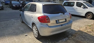 Toyota Auris   1.6 VVT-i Benzina   Cutie Automata MMT   2  km - imagine 4