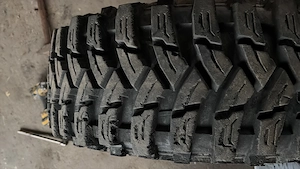 Vând anvelope Off road 