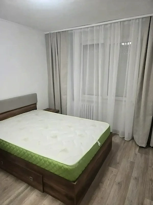 Închiriez apartament 3 camere- Blvd. Circumvalatiuni  - imagine 2