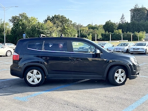 Chevrolet Orlando 1.8 Ecotec benzină, 7 locuri, 2011, 223.734 km - imagine 2