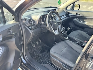 Chevrolet Orlando 1.8 Ecotec benzină, 7 locuri, 2011, 223.734 km - imagine 4