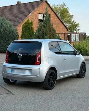 VW Up! 1.0 MPI   Consum Mic   AC   Ideală Oraș Navetă - imagine 3