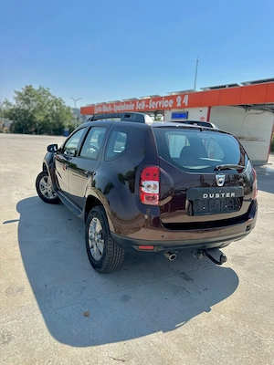 Dacia Duster 1.5 dCi 4x2 Laureate - imagine 3