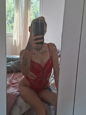 Masaj de relaxare sau erotic cu multe jucării după plăcere și multe alte surprize