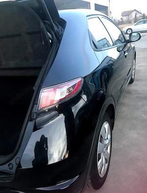 Vând Honda Civic, an 2009, 1400 cmc, benzină, preț 2700 euro  - imagine 3