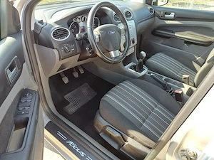 Ford Focus, 1.6 benzina, an 2009, Klima etc - imagine 8