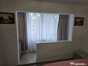 Ofer spre inchiriere apartament cu 3 camere - imagine 2