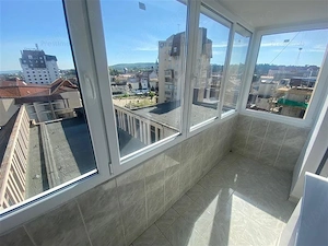 Proprietar vând apartament Ultracentral cu 4 camere,amenajat,luminos și spatios - imagine 5