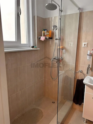 APARTAMENT 2 CAMERE ULTRACENTRAL IDEAL PENTRU INVESTITIE CAT SI PENTRU LOCUIT - imagine 7