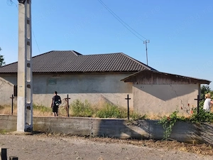 Vind casa de cărămidă  - imagine 6