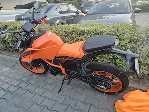 Motocicleta ktm 390 duke cu quickshifter - imagine 3