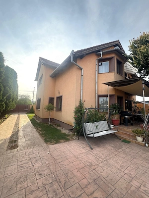 Casă individuală cu teren generos (634 mp) și garaj dublu   Grădiște  Str. Trenului - imagine 2
