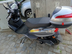 Vând scuter electric