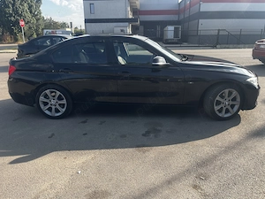 BMW F30 - 318D Navigație   Apple CarPlay   Cameră Marșarier - imagine 4