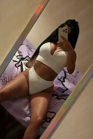 Brunetă reală  100% 