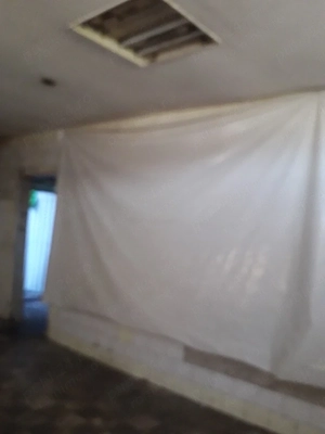 Vind Garsoniera curte + teren propriu singur curte - 35 mp - imagine 5