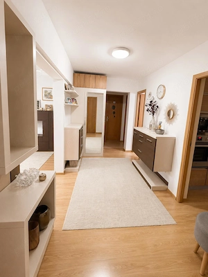 Apartament 4 camere ,ULTRACENTRAL , 90 MP  Dragasani - imagine 5